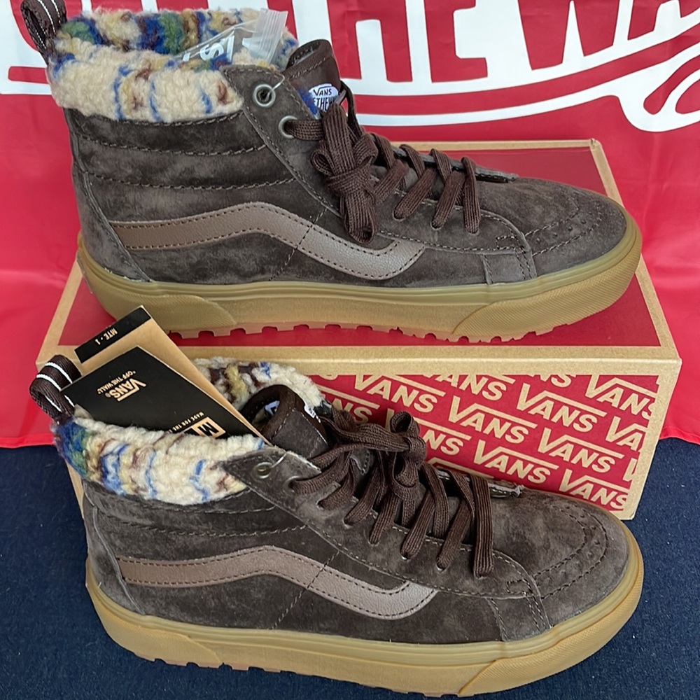 Vans Men’s Sk8-Hi Mte-1
Brown/Gum
VN0A5HZYB7G
 boots - Picture 2 of 16